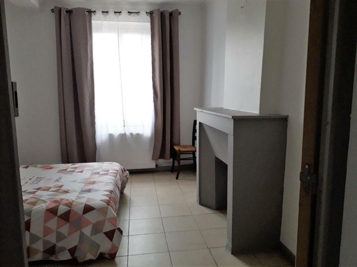 Appart Comme Chez Soi Pusignan Exteriör bild